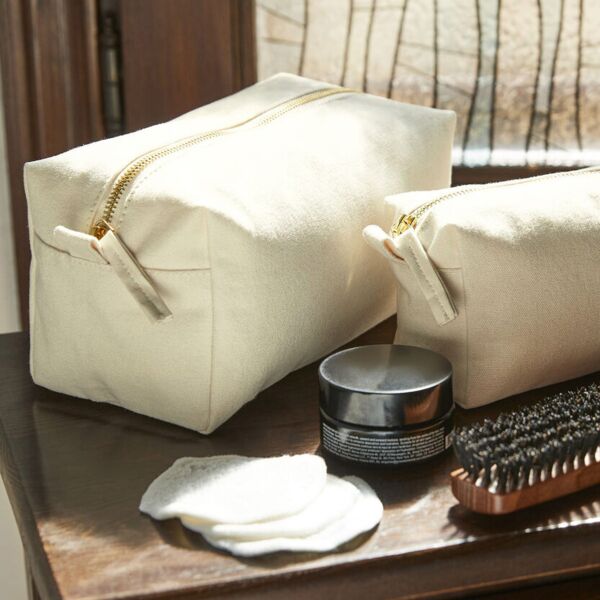 Canvas accessory case Thumbnail